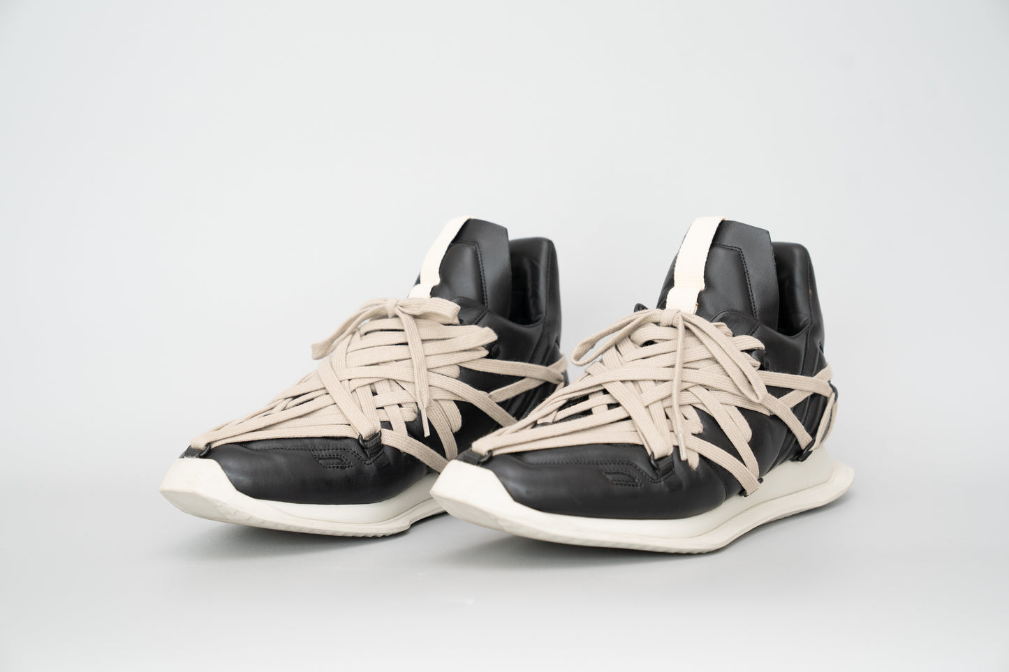 Rick Owens Maximal Runner Sneakers – Black/White (Size IT41 / 26cm)