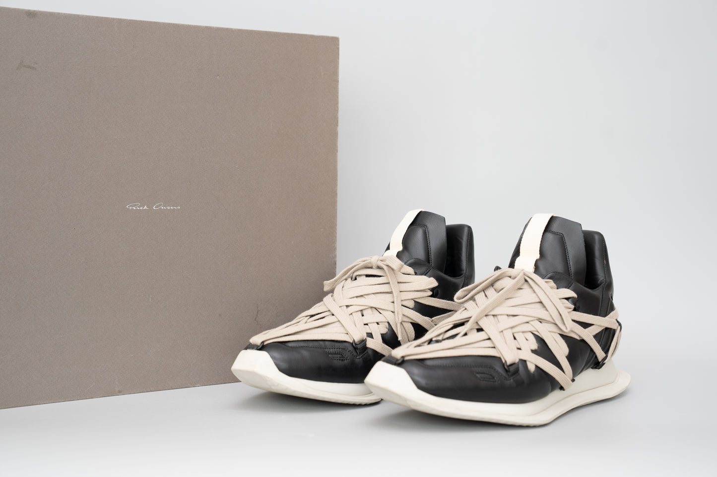 Rick Owens Maximal Runner Sneakers – Black/White (Size IT41 / 26cm)